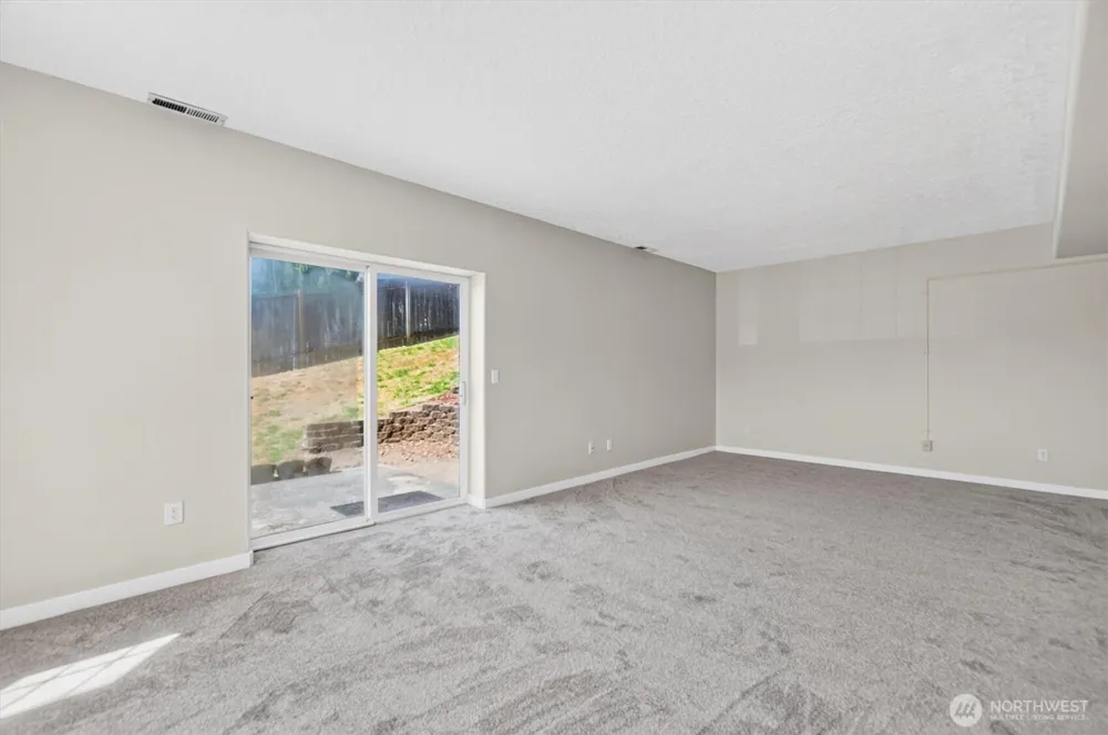 2701 Glen More Street Kelso, WA 98626