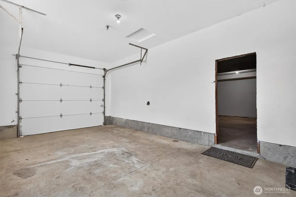 2701 Glen More Street Kelso, WA 98626