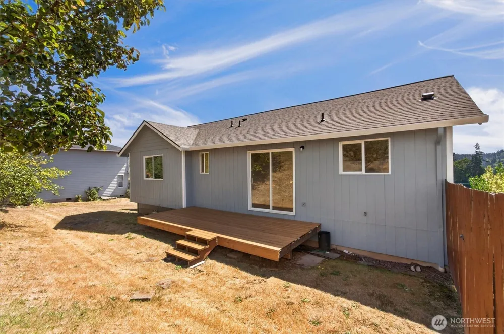 2701 Glen More Street Kelso, WA 98626