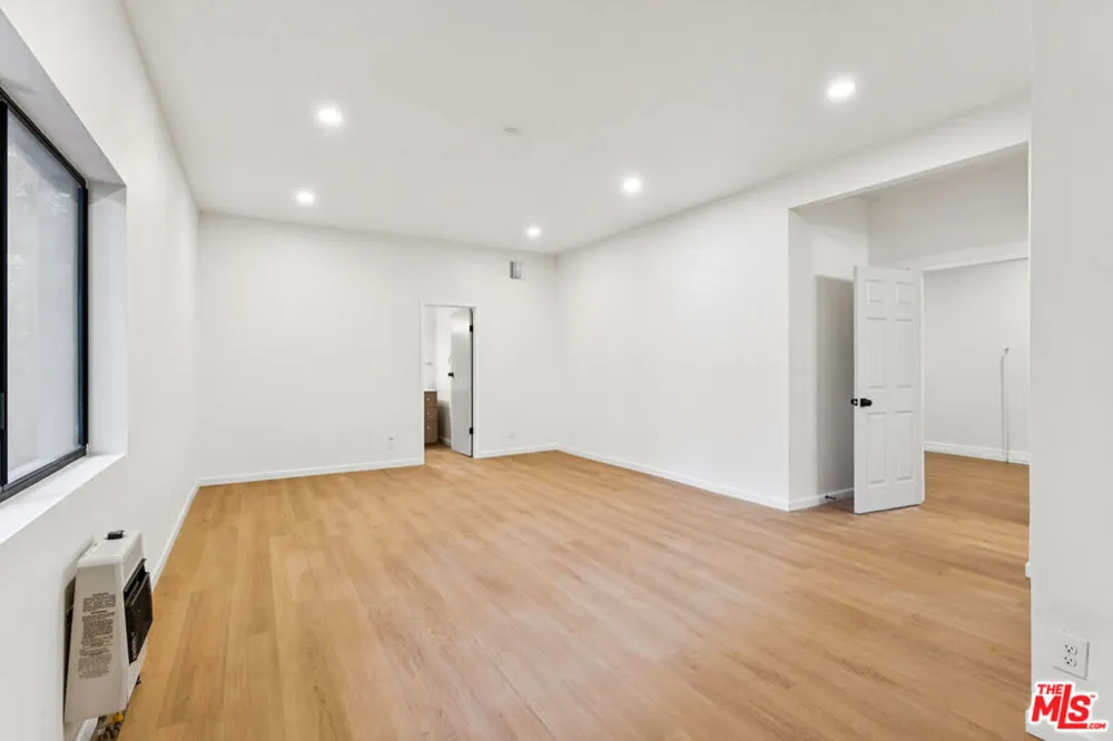 24612 Bernard Drive Crestline, CA 92325