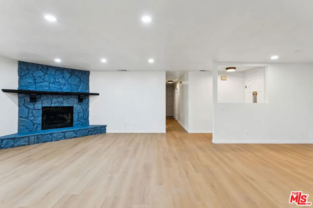 24612 Bernard Drive Crestline, CA 92325