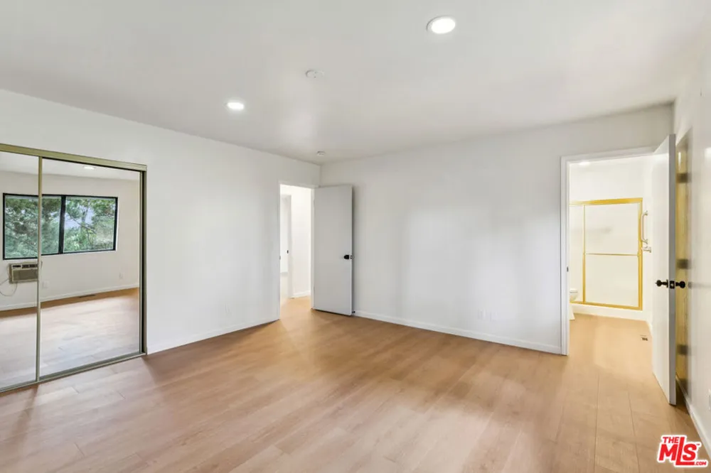 24612 Bernard Drive Crestline, CA 92325
