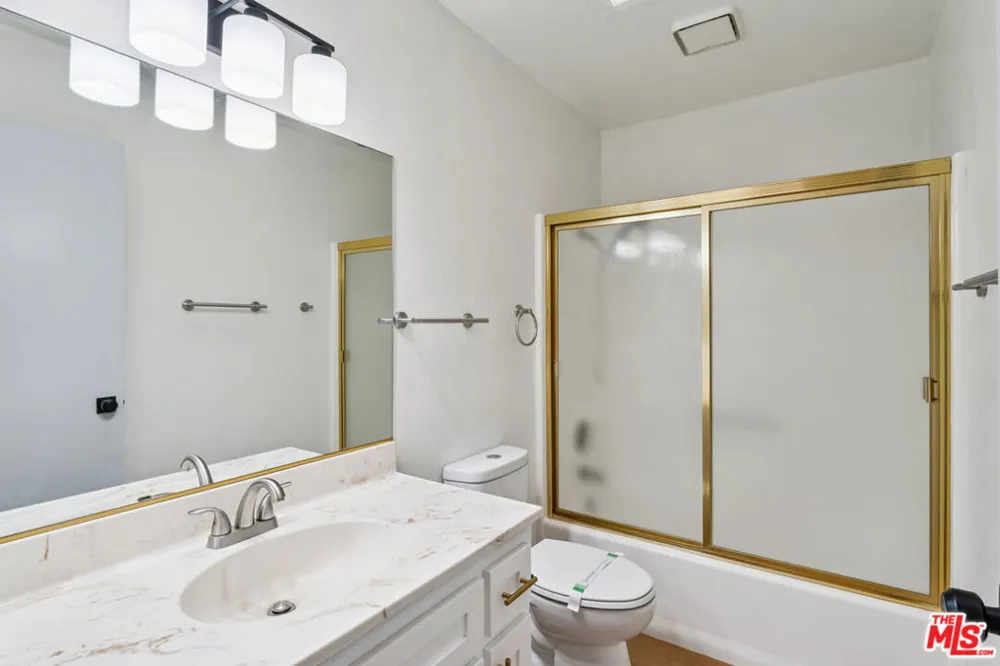 24612 Bernard Drive Crestline, CA 92325
