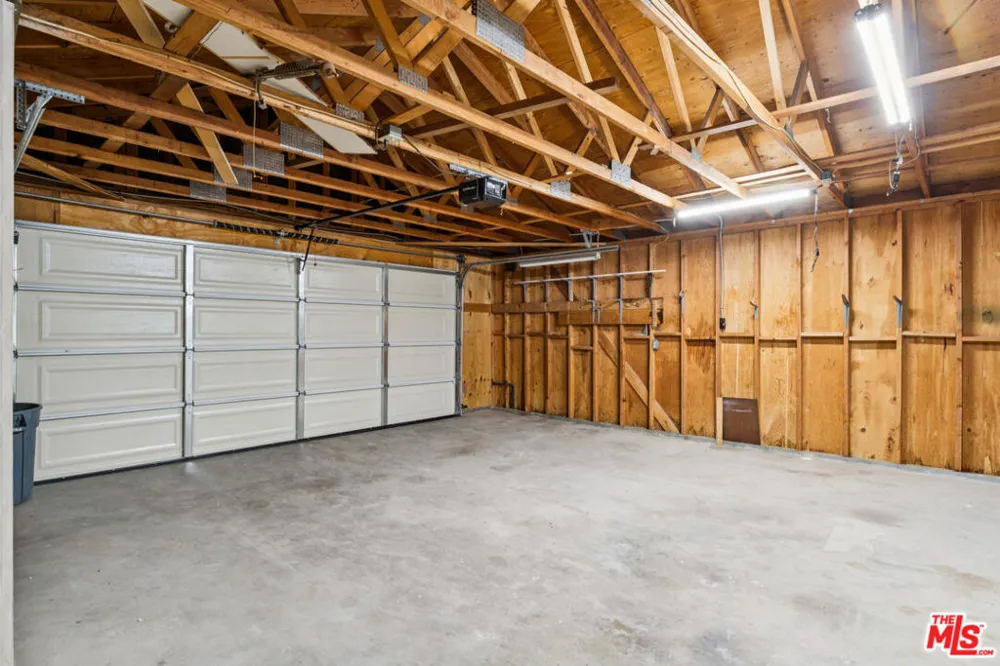 24612 Bernard Drive Crestline, CA 92325
