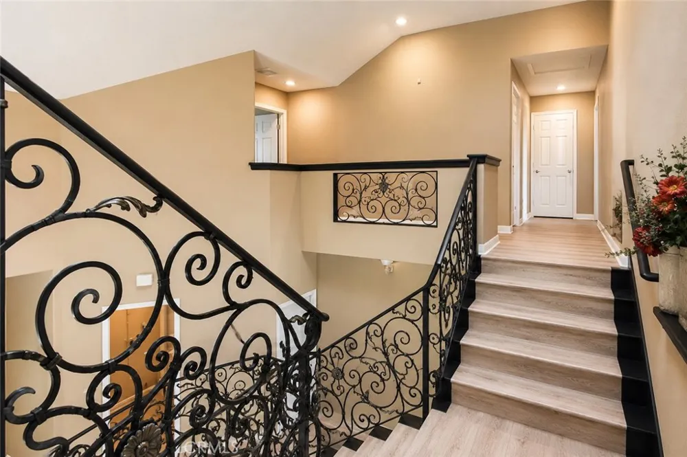 5640 Smokey Mountain Yorba Linda, CA 92887