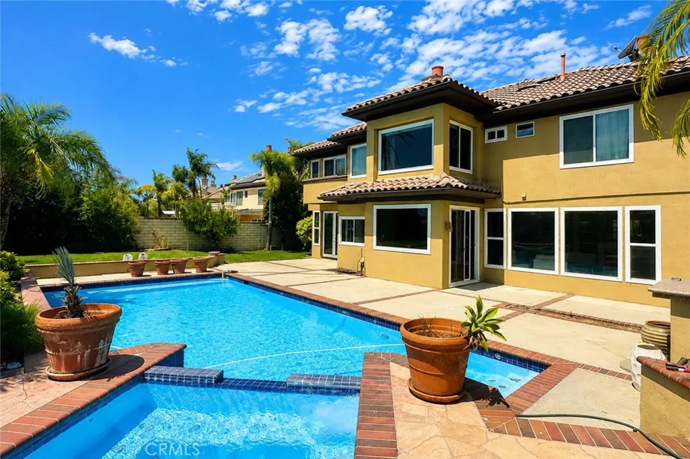 5640 Smokey Mountain Yorba Linda, CA 92887