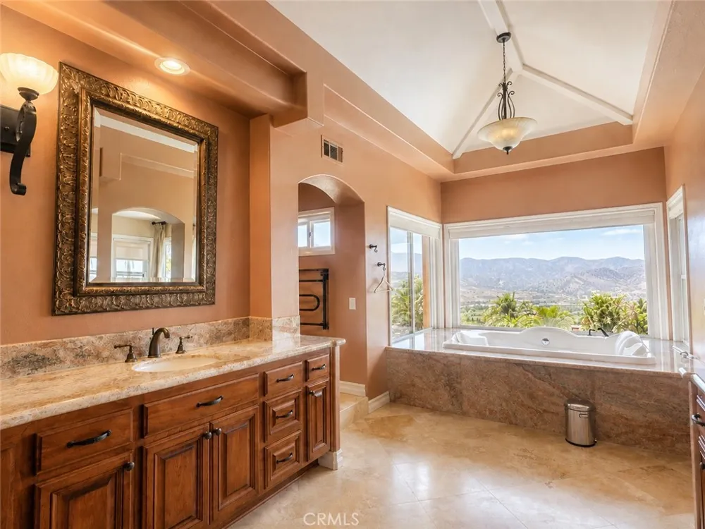 5640 Smokey Mountain Yorba Linda, CA 92887
