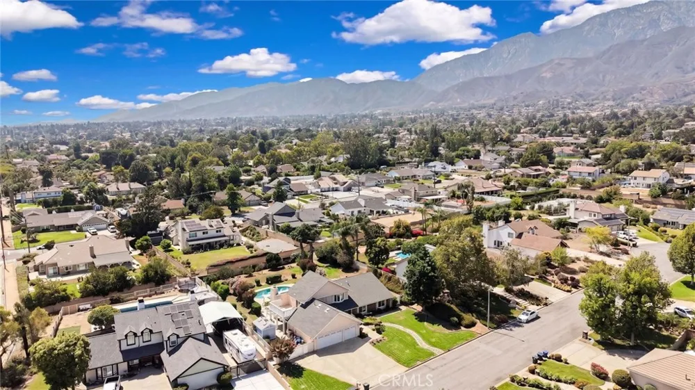 6074 Malachite Avenue Alta Loma, CA 91737