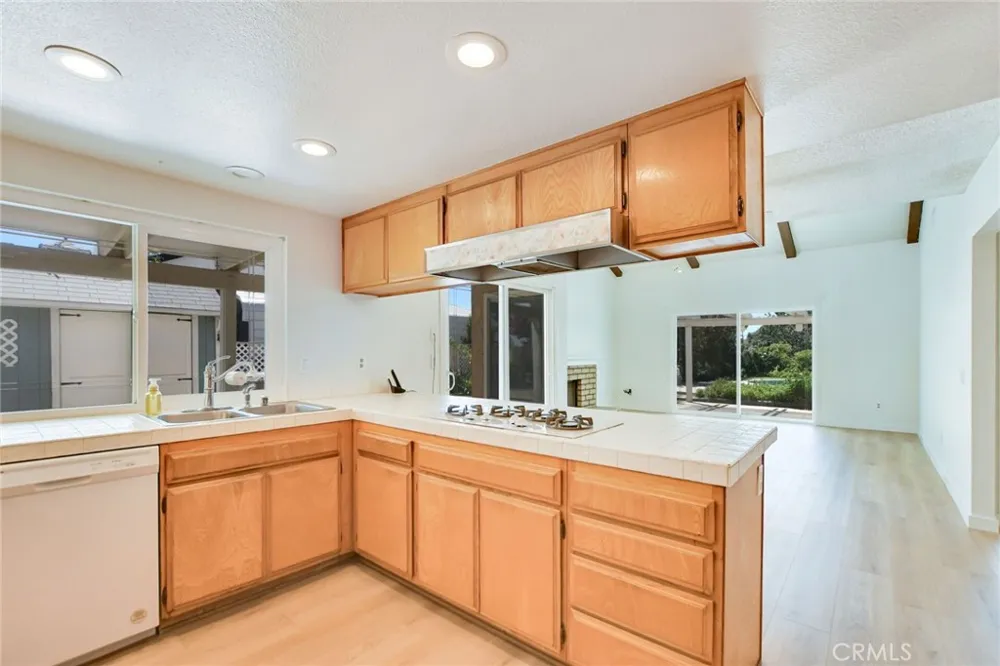 6074 Malachite Avenue Alta Loma, CA 91737