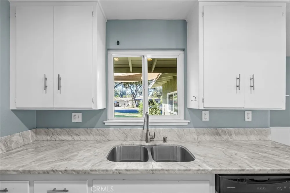 2943 Gertrude Riverside, CA 92506
