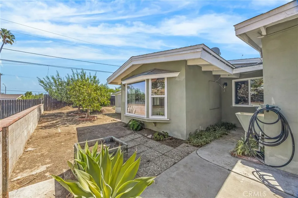 2943 Gertrude Riverside, CA 92506