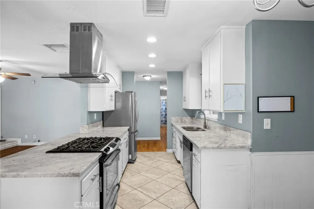 2943 Gertrude Riverside, CA 92506