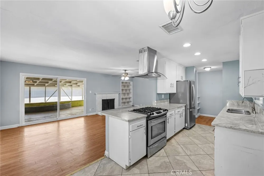 2943 Gertrude Riverside, CA 92506