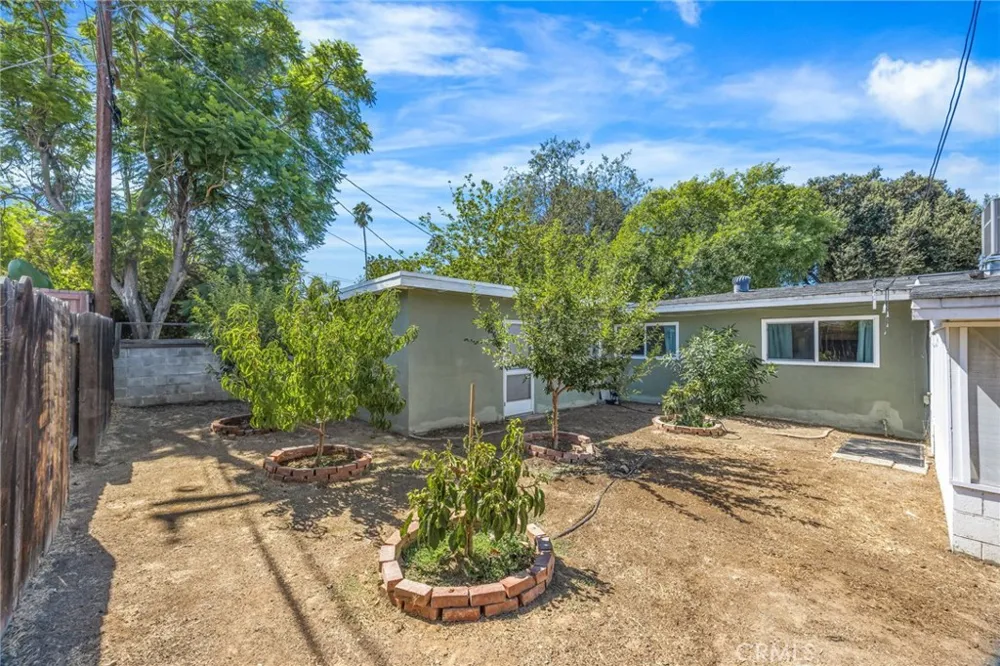 2943 Gertrude Riverside, CA 92506