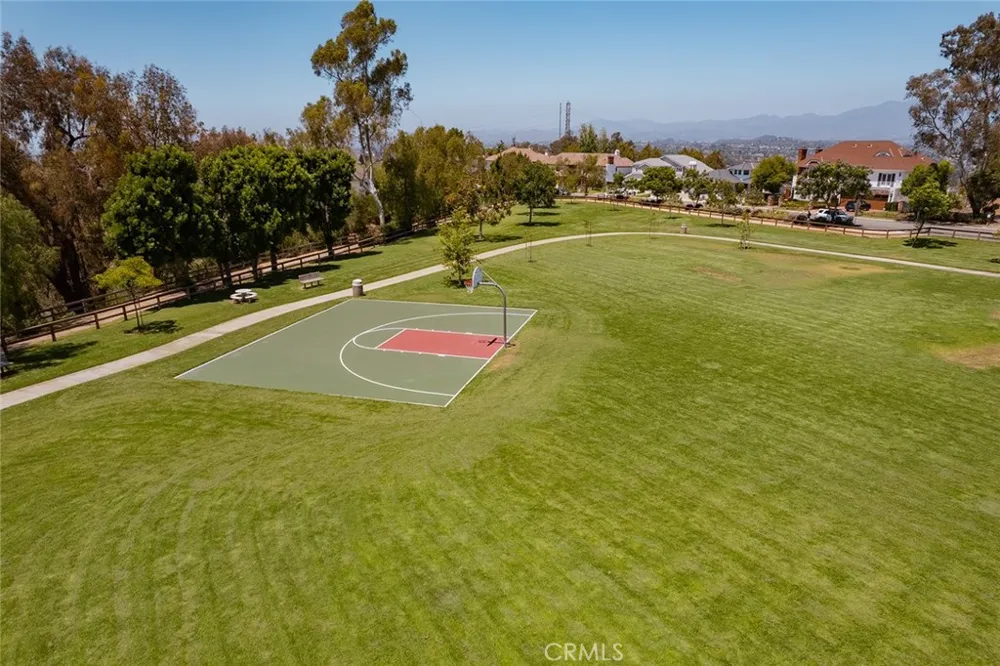 24891 Buckskin Drive Laguna Hills, CA 92653