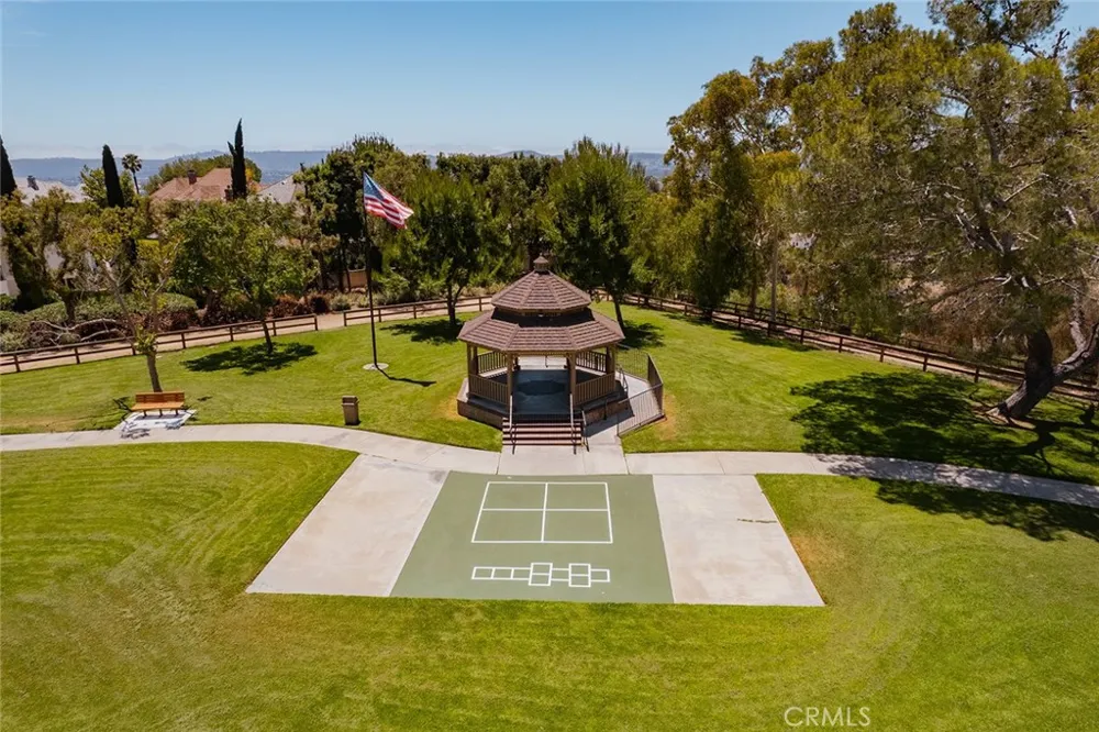 24891 Buckskin Drive Laguna Hills, CA 92653