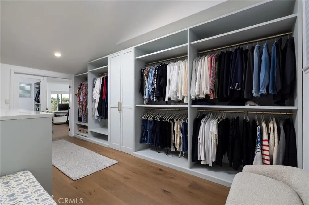 24891 Buckskin Drive Laguna Hills, CA 92653