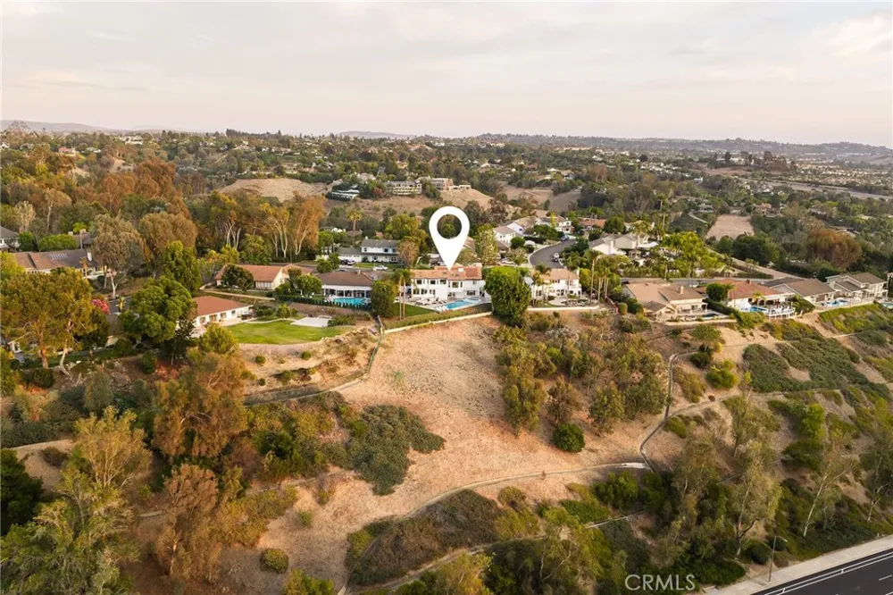 24891 Buckskin Drive Laguna Hills, CA 92653