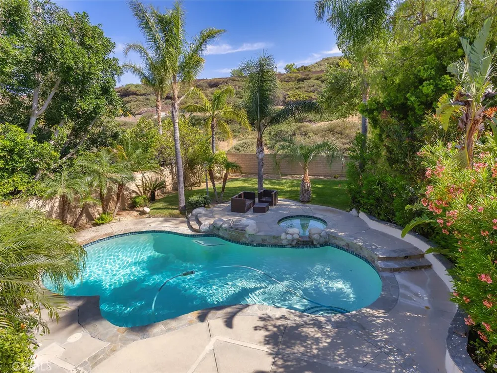 20316 Wynfreed Lane Porter Ranch, CA 91326