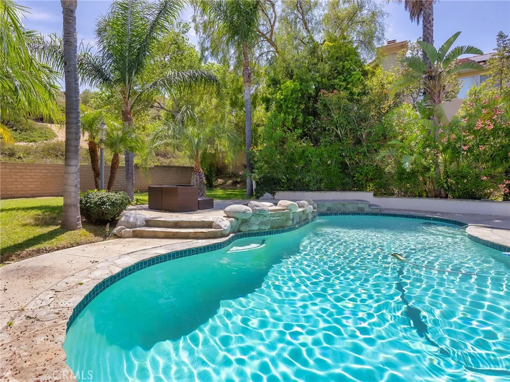 20316 Wynfreed Lane Porter Ranch, CA 91326