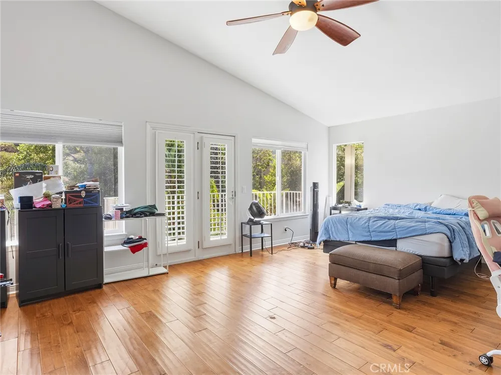 20316 Wynfreed Lane Porter Ranch, CA 91326