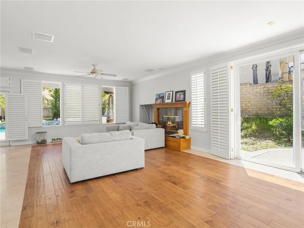 20316 Wynfreed Lane Porter Ranch, CA 91326