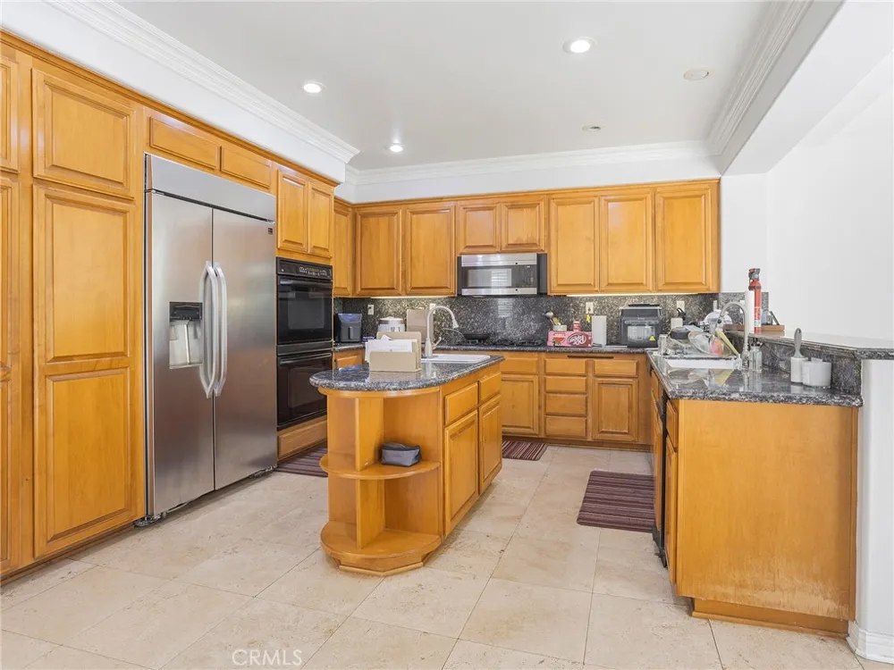 20316 Wynfreed Lane Porter Ranch, CA 91326