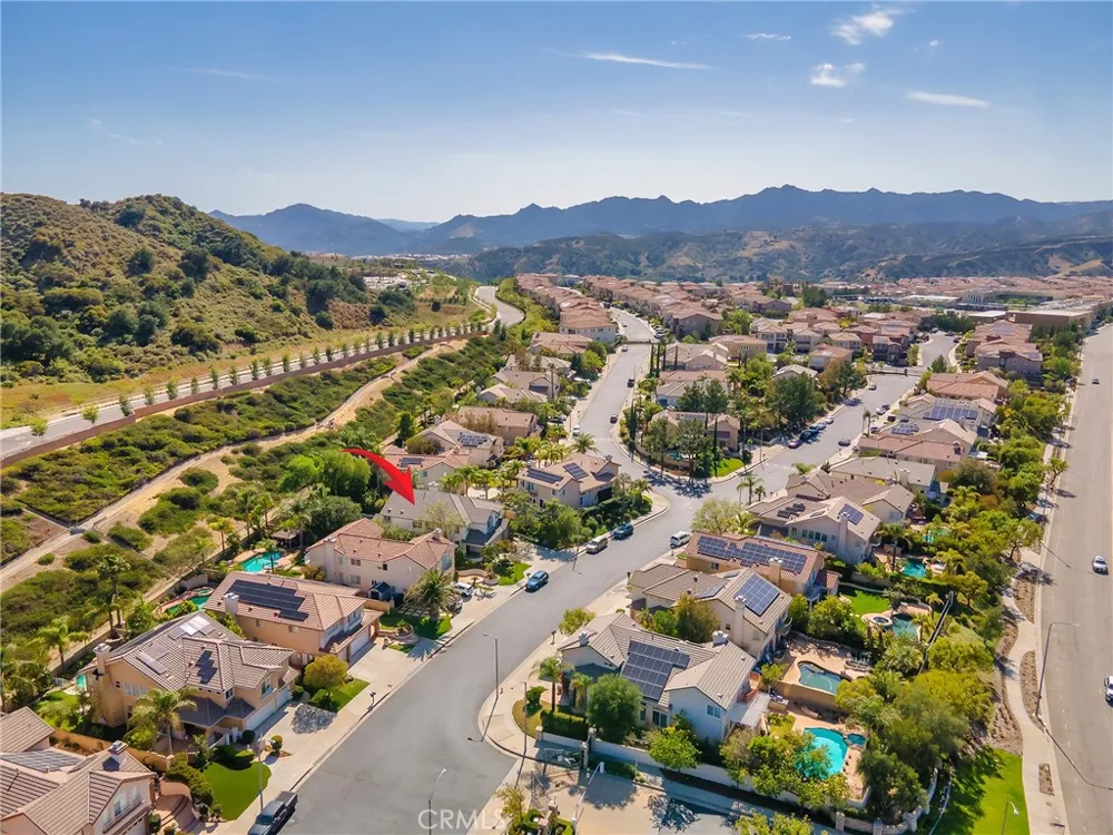 20316 Wynfreed Lane Porter Ranch, CA 91326