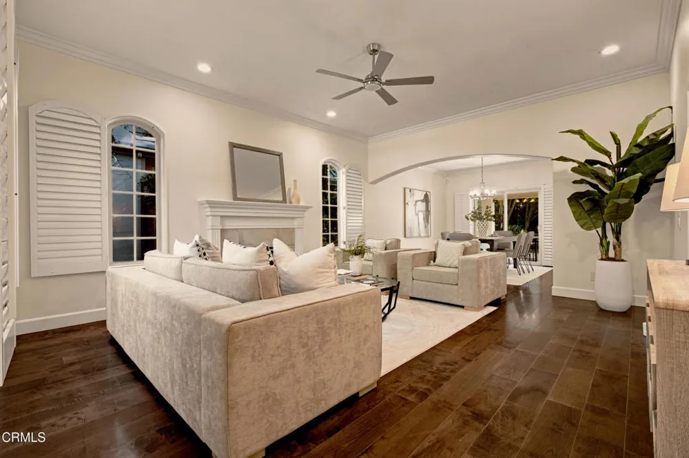 664 S Mansfield Avenue Los Angeles, CA 90036