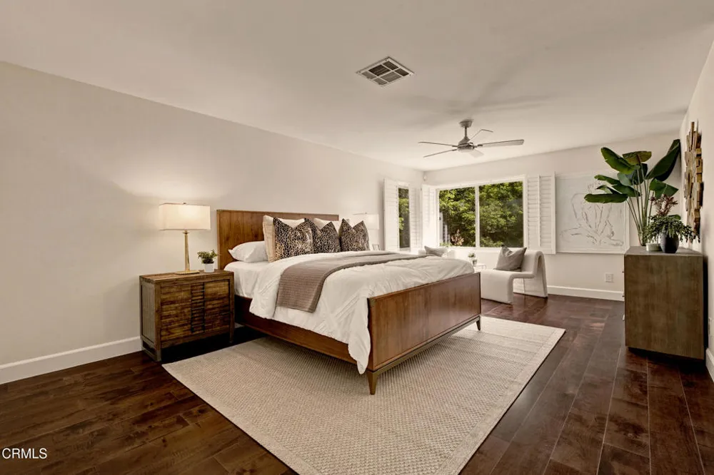 664 S Mansfield Avenue Los Angeles, CA 90036