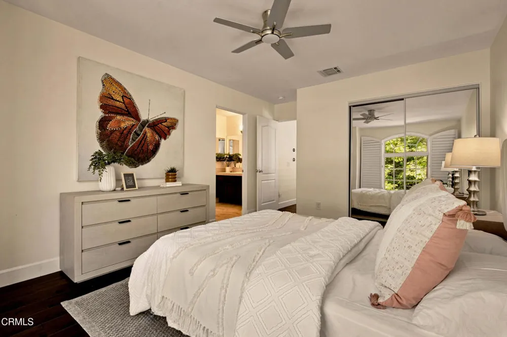 664 S Mansfield Avenue Los Angeles, CA 90036