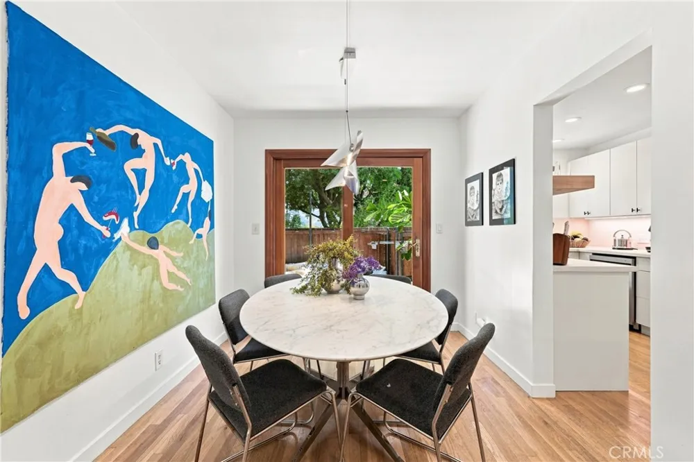 6400 Primrose #21 Los Angeles, CA 90068