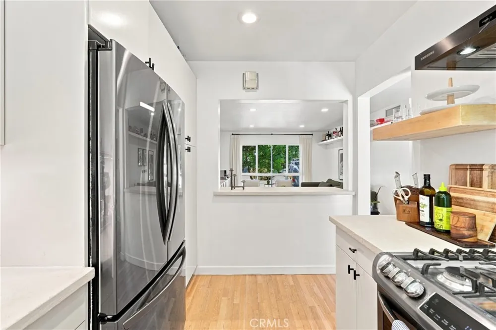 6400 Primrose #21 Los Angeles, CA 90068
