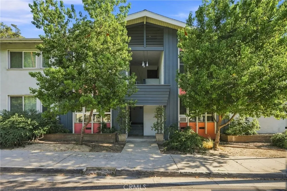 6400 Primrose #21 Los Angeles, CA 90068