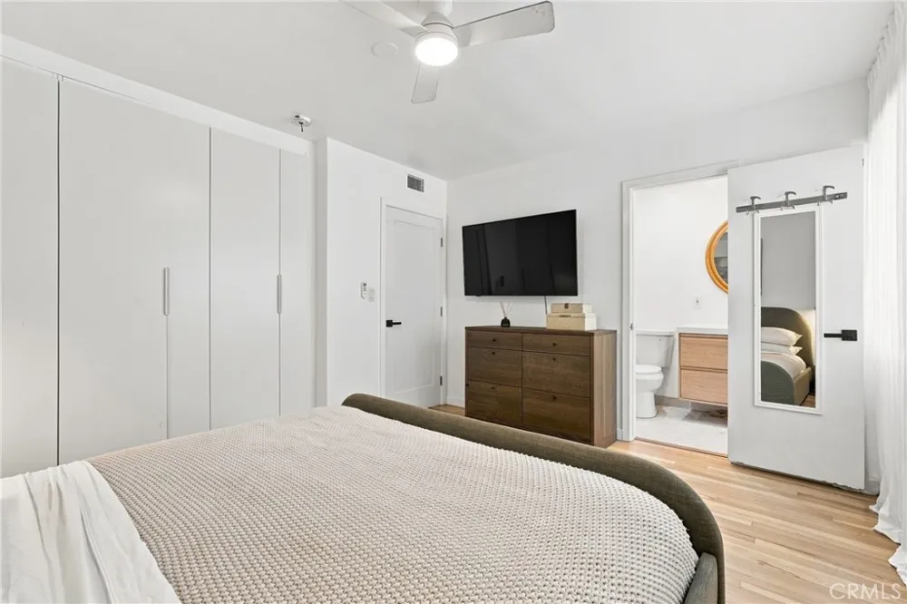 6400 Primrose #21 Los Angeles, CA 90068