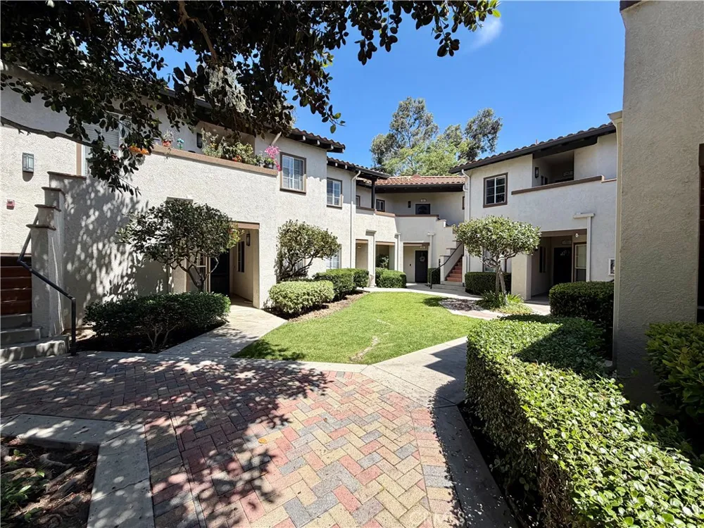 55 Via Pausa Rancho Santa Margarita, CA 92688