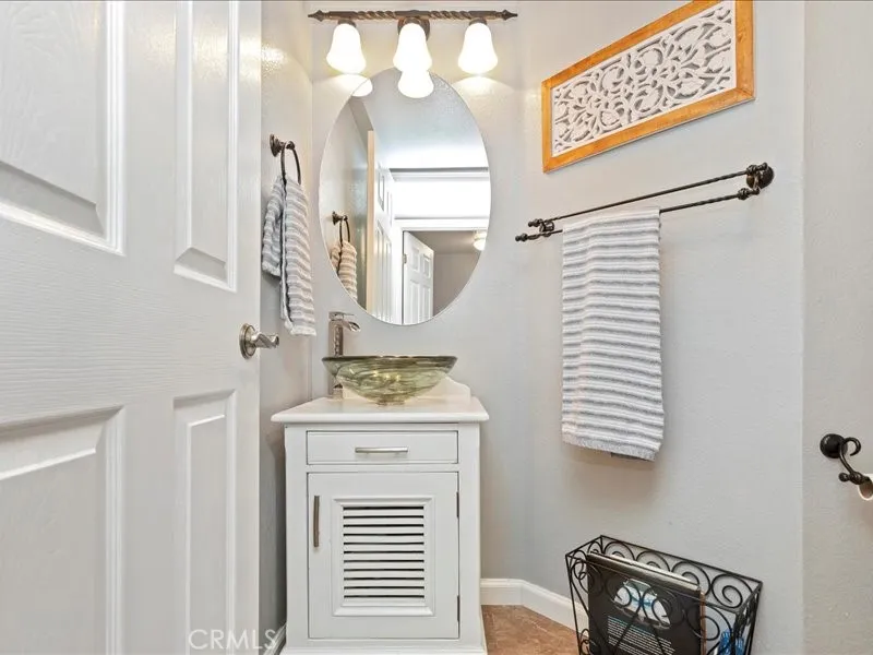 825 Derby Corona, CA 92882