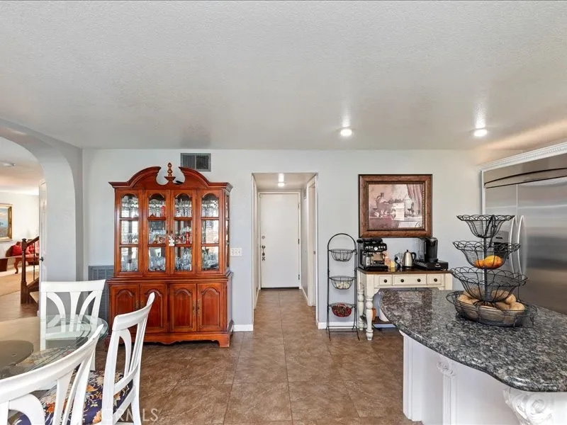 825 Derby Corona, CA 92882