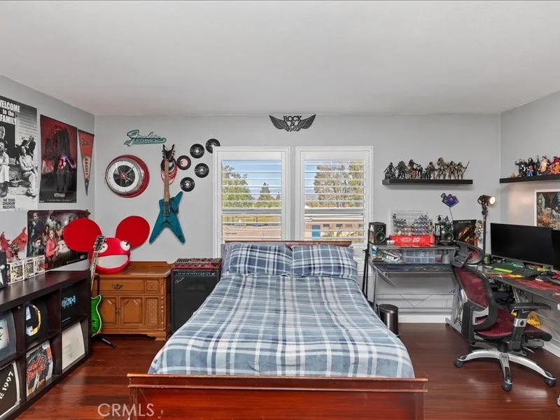 825 Derby Corona, CA 92882