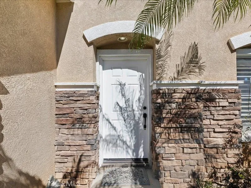 825 Derby Corona, CA 92882