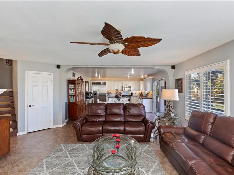 825 Derby Corona, CA 92882