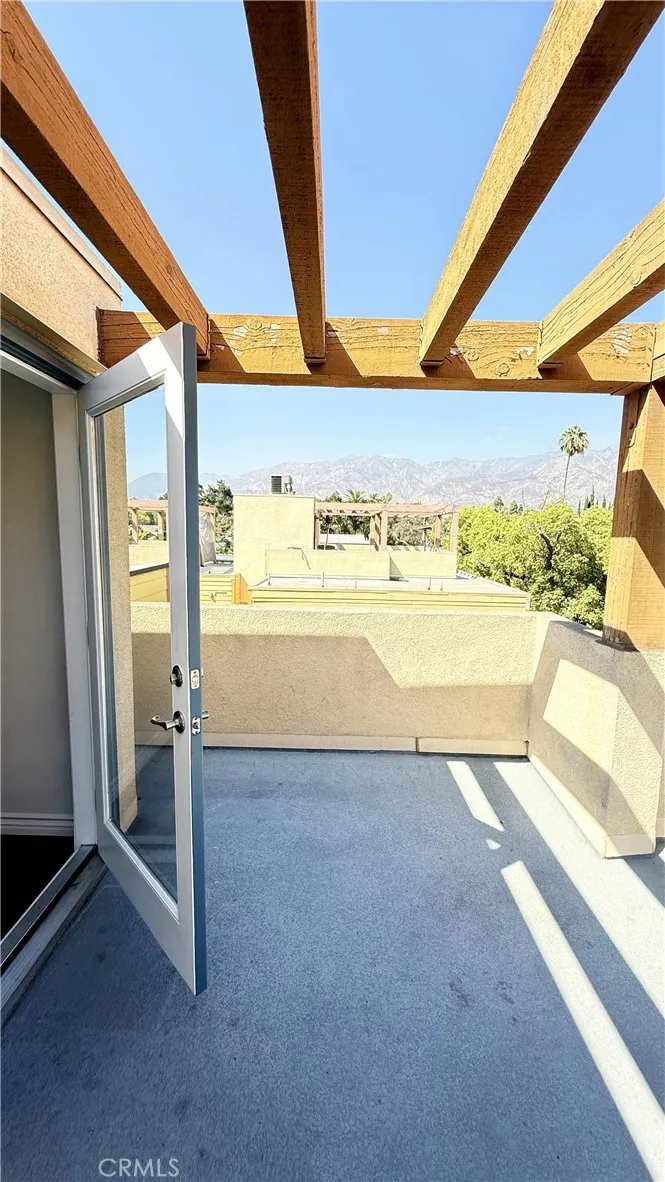 41 Oak Avenue #1 Pasadena, CA 91107