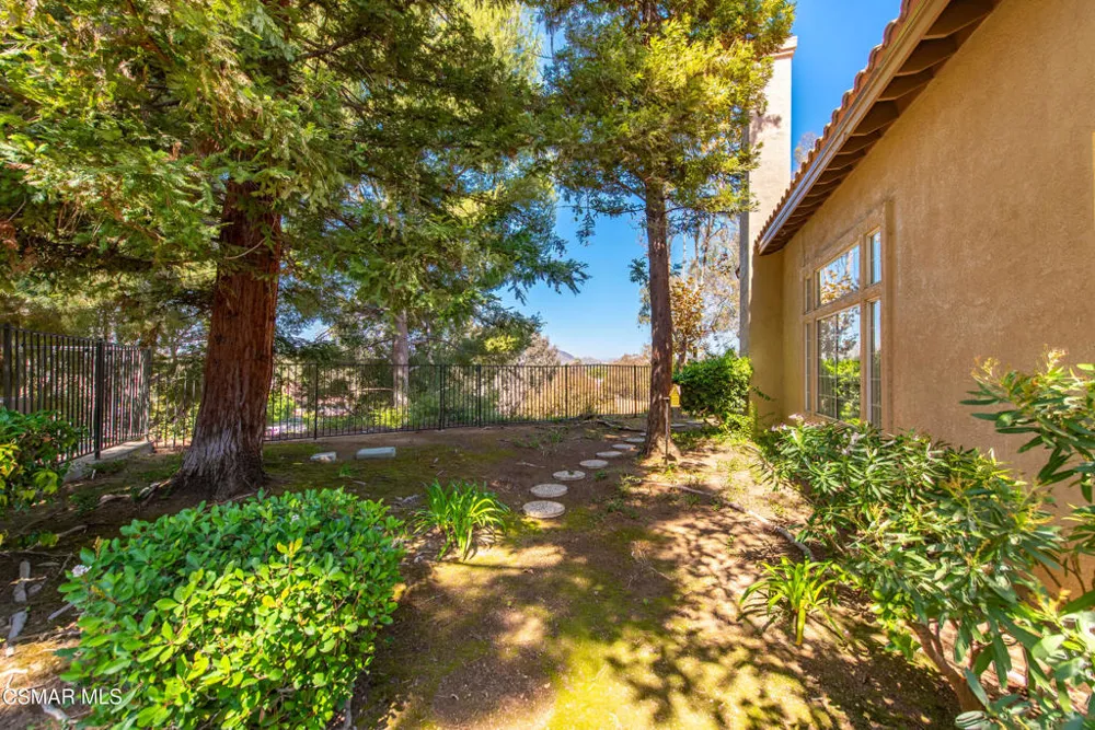 1164 Amberton Lane Newbury Park, CA 91320