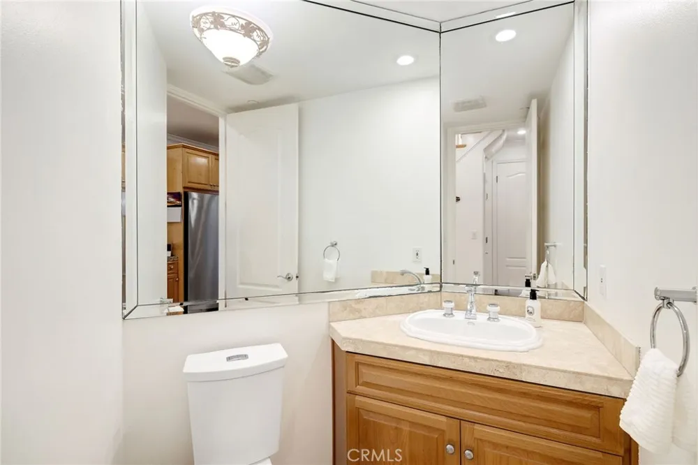 2115 Pullman Lane #B Redondo Beach, CA 90278