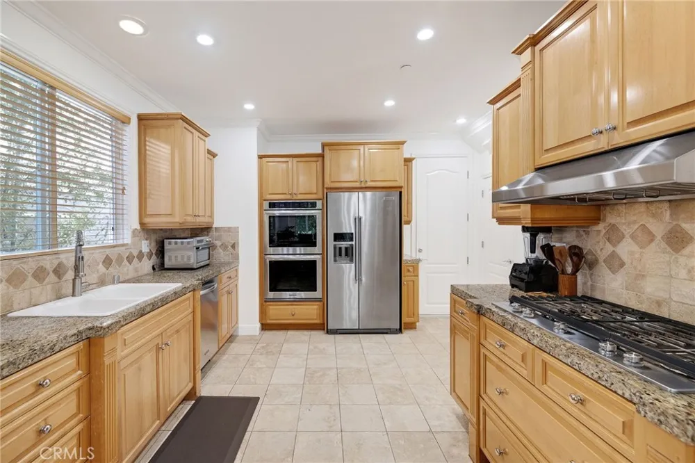 2115 Pullman Lane #B Redondo Beach, CA 90278