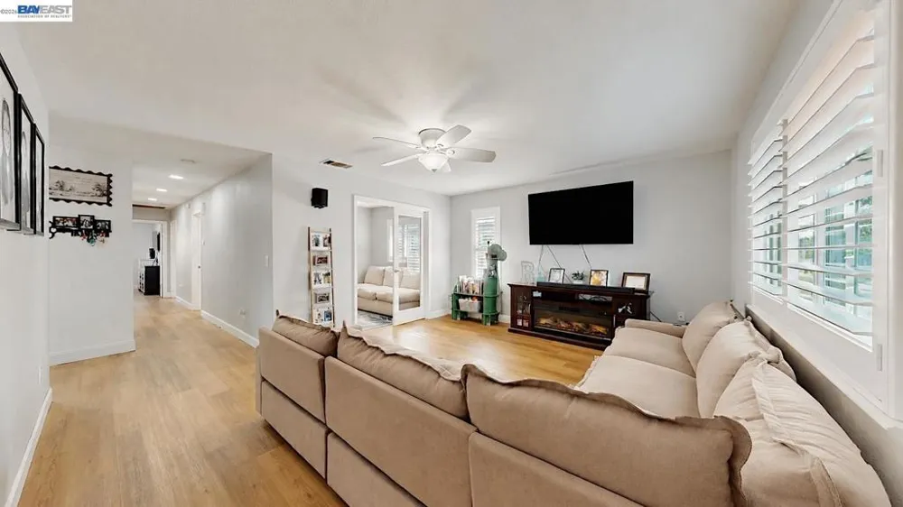 771 Twin Hills Dr Galt, CA 95632