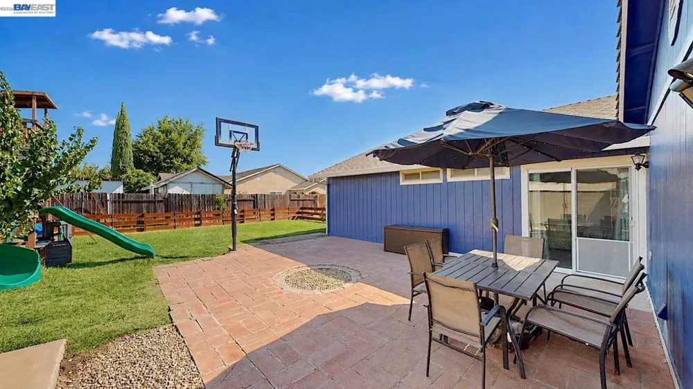 771 Twin Hills Dr Galt, CA 95632