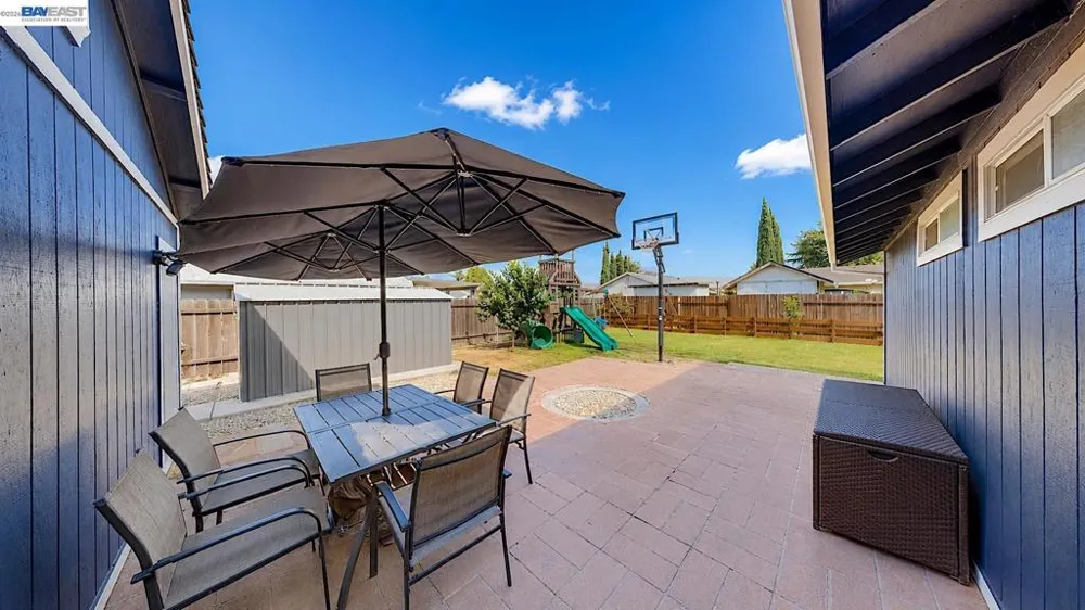 771 Twin Hills Dr Galt, CA 95632