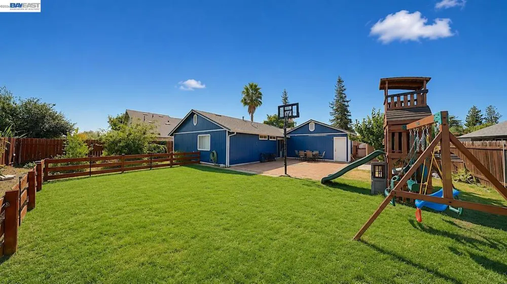 771 Twin Hills Dr Galt, CA 95632