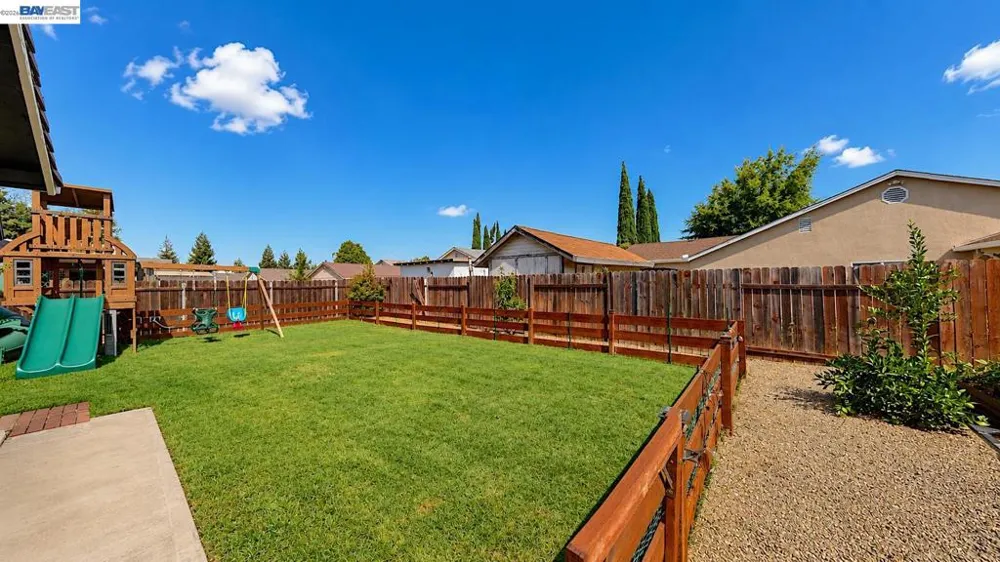 771 Twin Hills Dr Galt, CA 95632